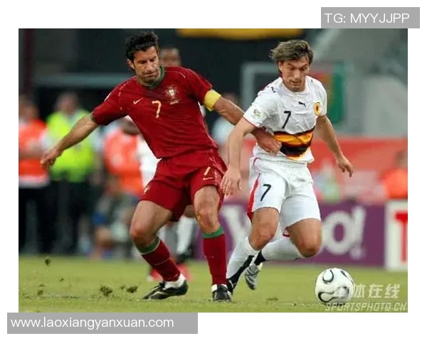 葡萄牙传奇菲戈对决英格兰足球巨星的精彩瞬间回顾